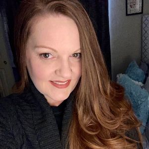 Meet your Posher, Amity